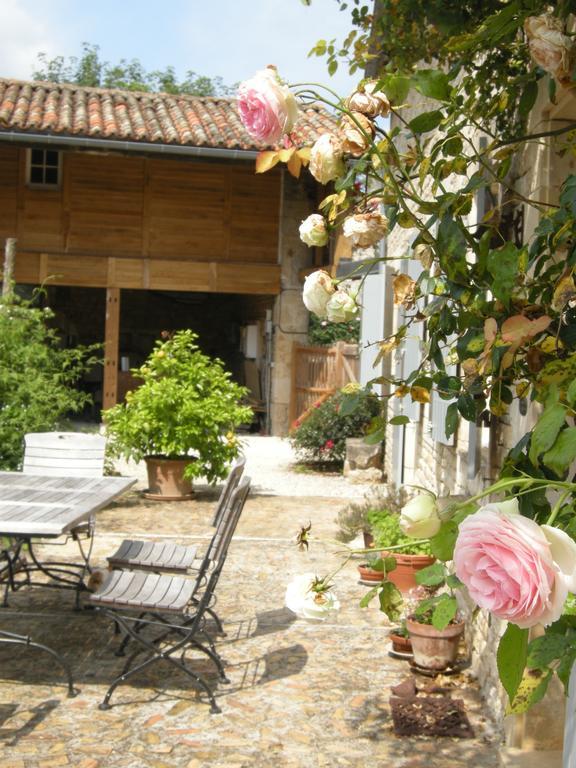 Couette Et Potager D'Antan Acomodação com café da manhã Mellé Exterior foto